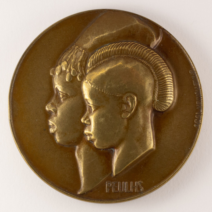 Fulani Women Medal - 1930 - Colonial Exhibition - Guinea - by E. Monier - obverse