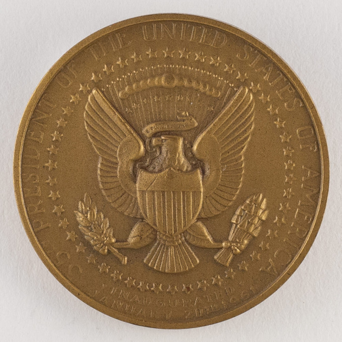 John Fitzgerald Kennedy Medal - 1961 - President's Seal - by Ralph Menconi - reverse