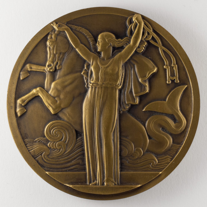 Normandie Liner Medal - in box - Cie Gle Transatlantique - by J. Vernon - obverse