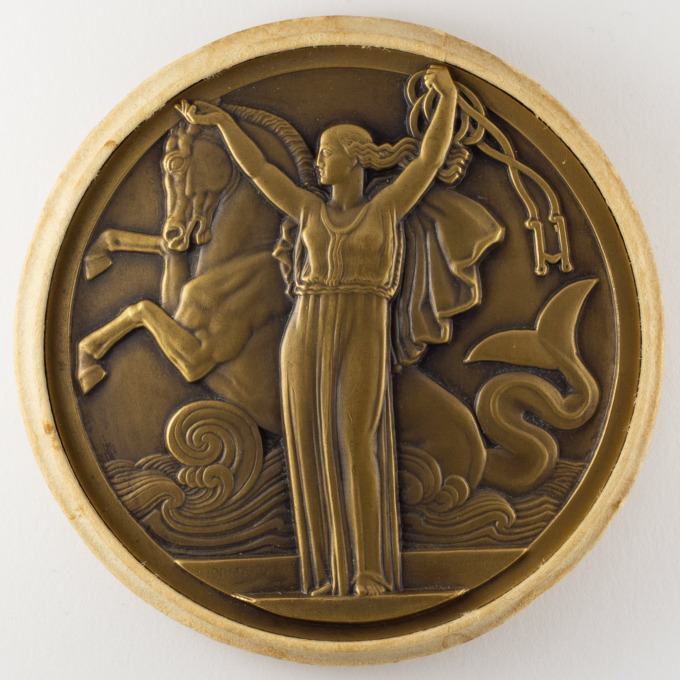 Normandie Liner Medal - in box - Cie Gle Transatlantique - by J. Vernon - open box obverse