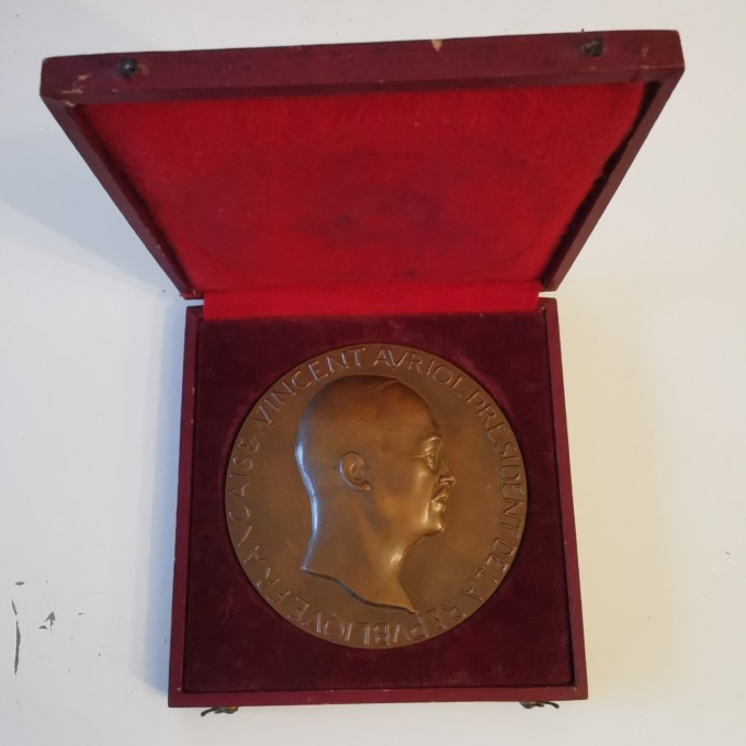 Vincent Auriol Medal - President of the Republic - 1947 - by P. Poisson - open box