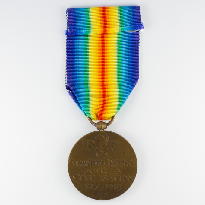 Interallied Medal 1914-1918 WW1 - Victory Medal - signed A. Morlon - reverse