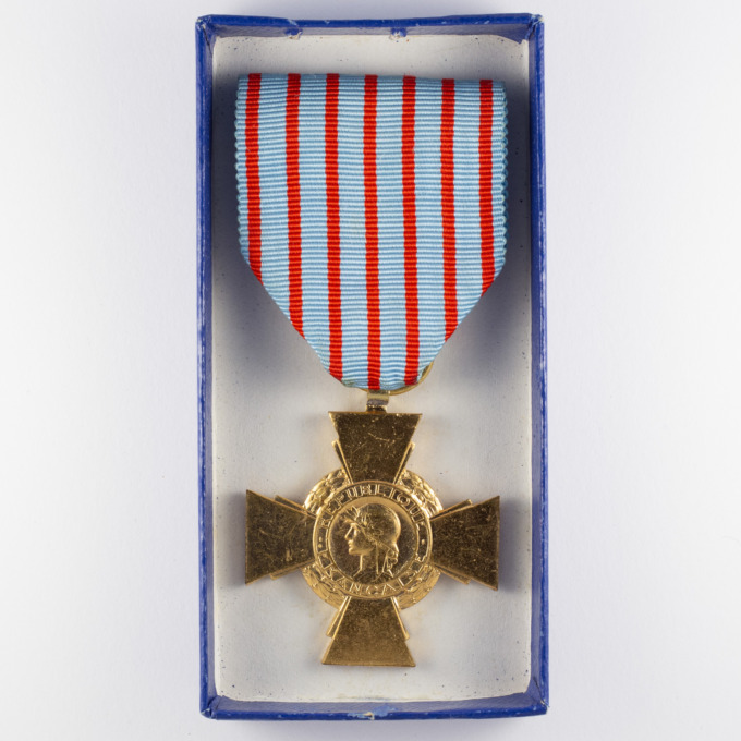 Medal - Combatant's Cross - French Republic - open box obverse