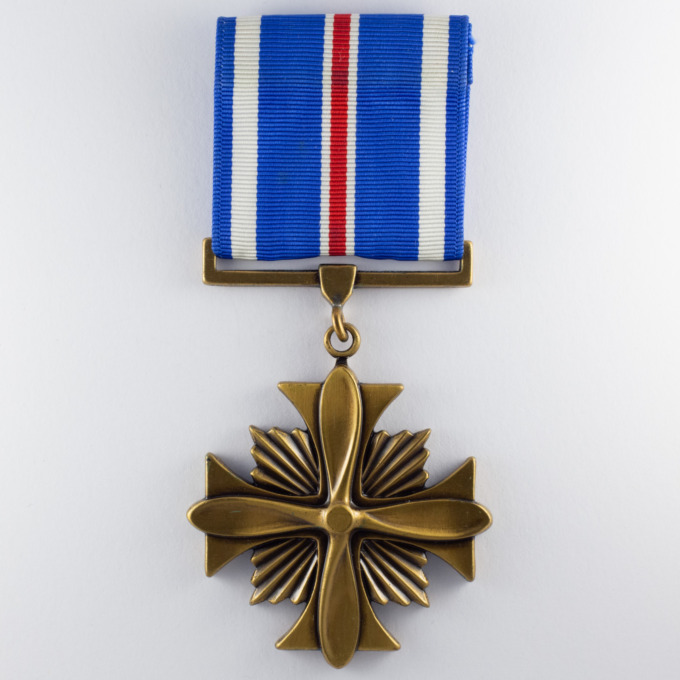 Distinguished Flying Cross US - Croix du service distingué dans l'Aviation - avers