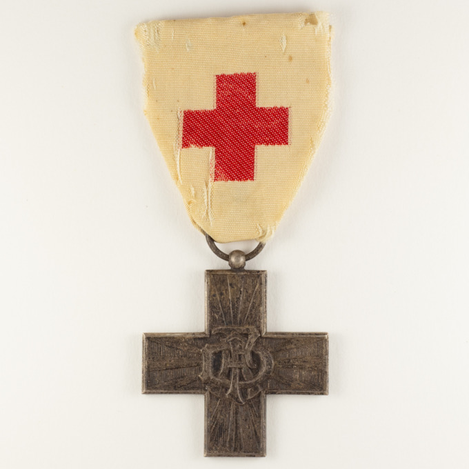 Médaille Association des Dames Françaises - 1re guerre mondiale - Croix-Rouge - avers