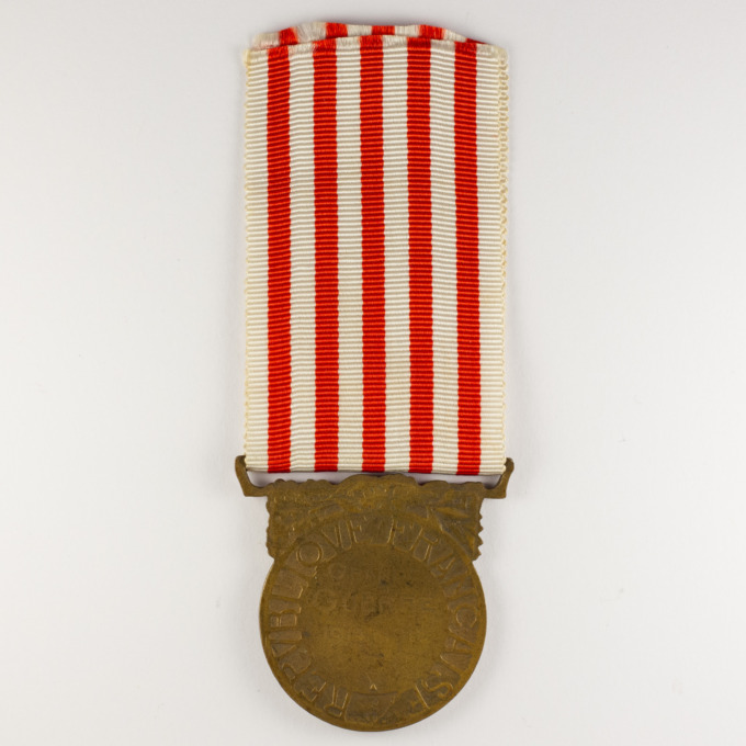 Médaille commémorative de la Grande Guerre 1914-1918 WW1 - par A. Morlon - revers